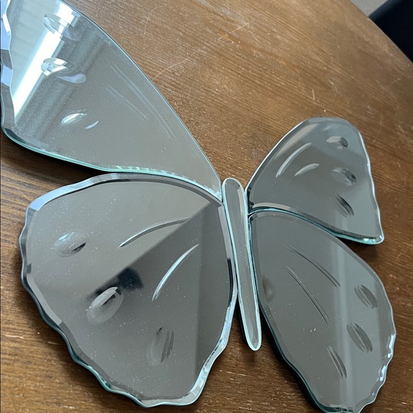 Potterybarn Kids Elegant Silver Butterfly Wall Mirror Set of 2 - Picture 3 of 10